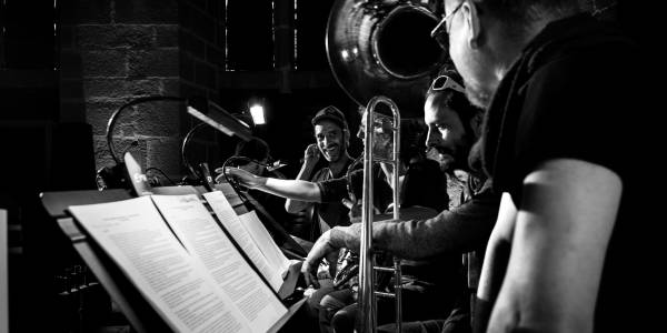? - Retour en images : Jacques Gamblin et La Fanfare Saugrenue