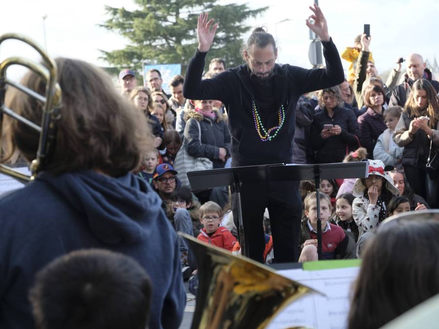 ? RETOUR SUR LA FANFARE PARTY